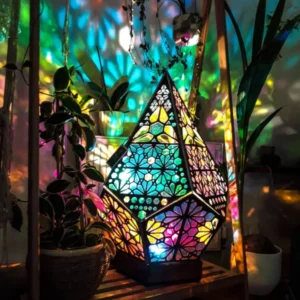 Buntglas Style LED Tischlampe - LumiAura | Karnz