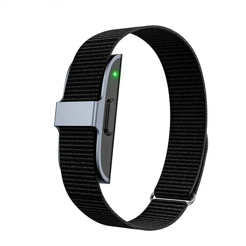 Aktivitätsarmband mit Herzfrequenz- und Schrittzähler – Unauffälliger Fitness Tracker